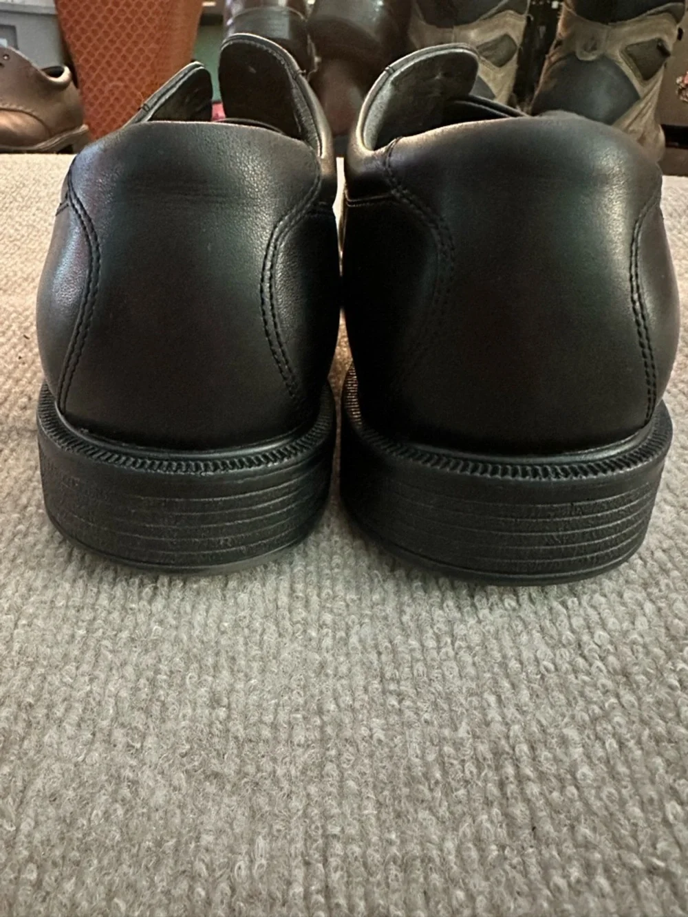 Rockport smooth black